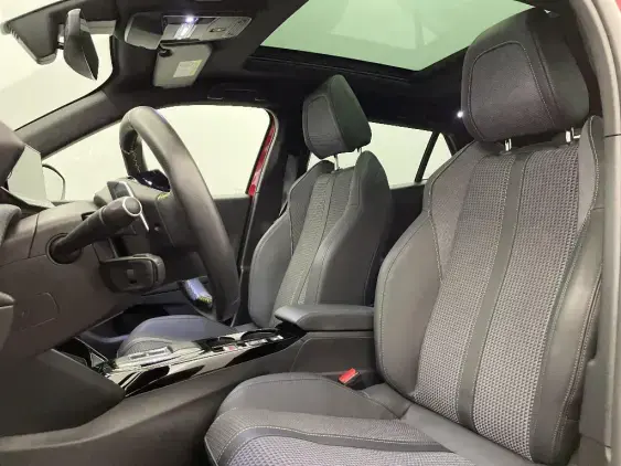 PEUGEOT 2008 II - voiture d'occasion - Photo 18