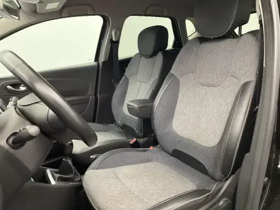 RENAULT CAPTUR - voiture d'occasion - Photo 18