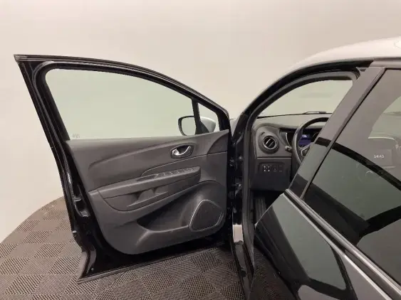 RENAULT CAPTUR - voiture d'occasion - Photo 19