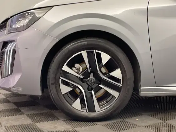 PEUGEOT 208 II - voiture d'occasion - Photo 22
