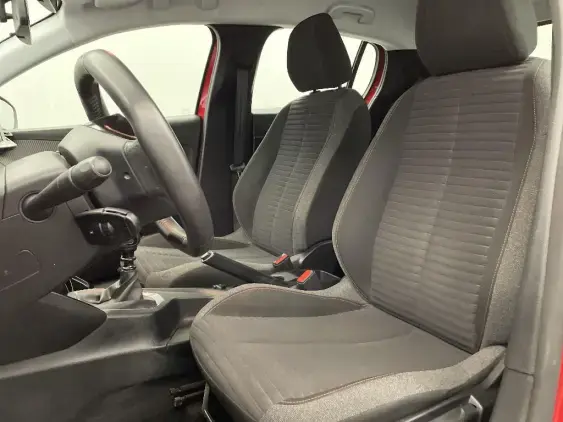 PEUGEOT 208 II - voiture d'occasion - Photo 17