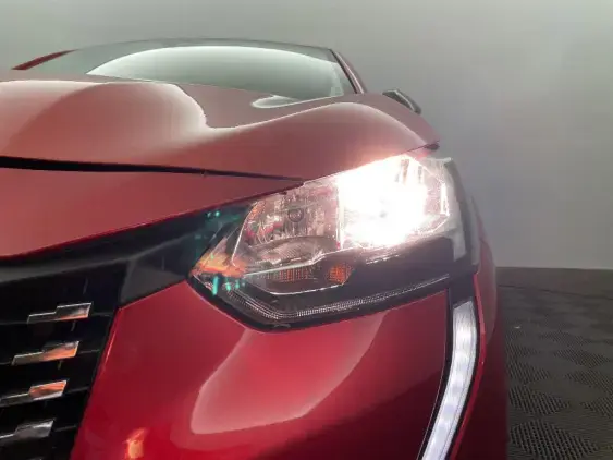 PEUGEOT 208 II - voiture d'occasion - Photo 21