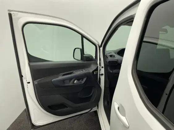 PEUGEOT RIFTER - voiture d'occasion - Photo 17