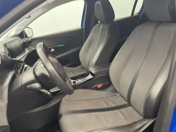 PEUGEOT 208 II - voiture d'occasion - Photo 17
