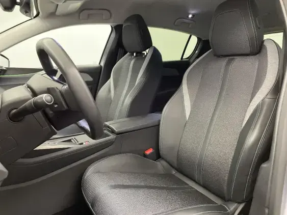PEUGEOT 308 III - voiture d'occasion - Photo 17