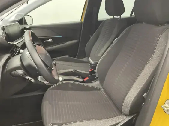 PEUGEOT 208 II - voiture d'occasion - Photo 17
