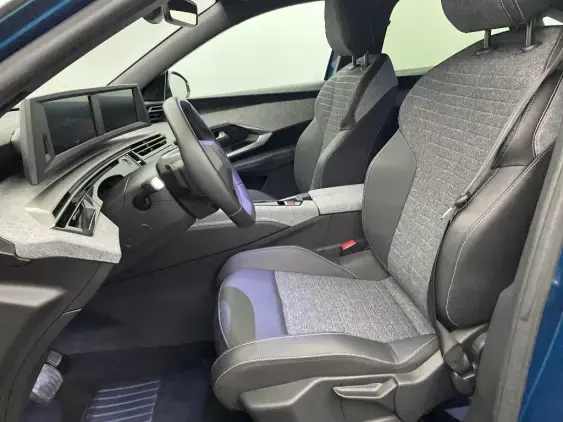 PEUGEOT 3008 III - voiture d'occasion - Photo 17