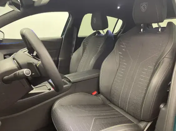 PEUGEOT 308 III - voiture d'occasion - Photo 17