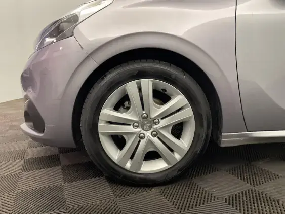 PEUGEOT 208 - voiture d'occasion - Photo 22