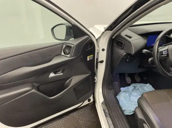 DS DS 3 CROSSBACK I - voiture d'occasion - Photo 19