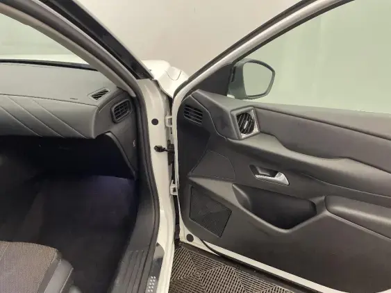 DS DS 3 CROSSBACK I - voiture d'occasion - Photo 20