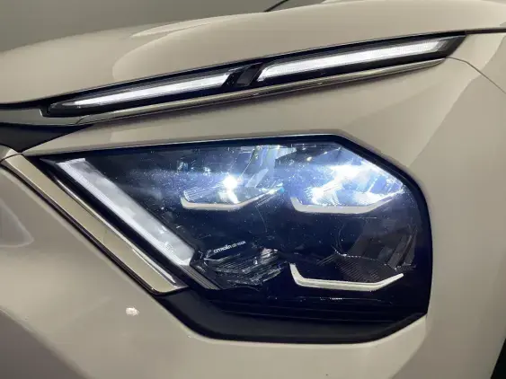 CITROEN C4 III - voiture d'occasion - Photo 22