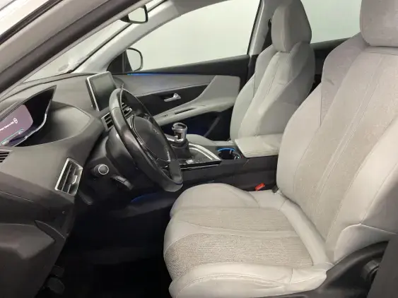 PEUGEOT 3008 II - voiture d'occasion - Photo 18