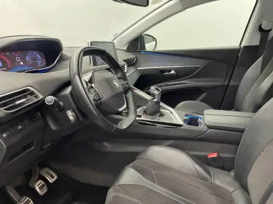 PEUGEOT 5008 II - voiture d'occasion - Photo 17
