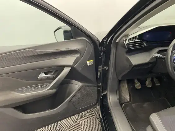 PEUGEOT 308 III - voiture d'occasion - Photo 19