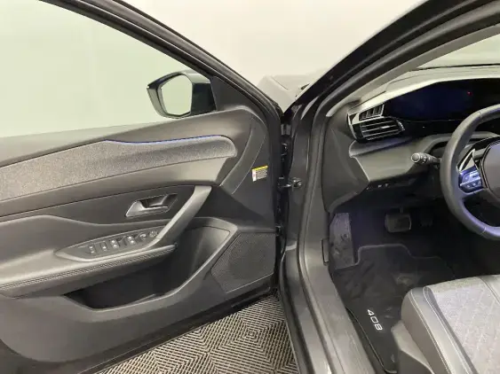 PEUGEOT 408 - voiture d'occasion - Photo 18