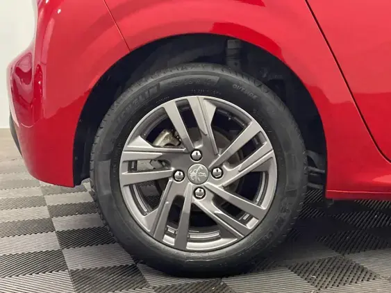 PEUGEOT 208 II - voiture d'occasion - Photo 24