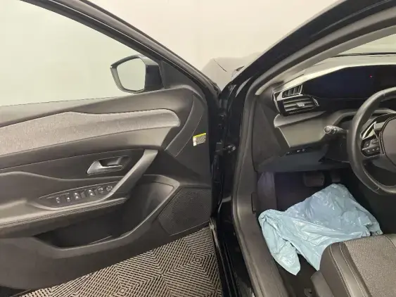 PEUGEOT 308 III - voiture d'occasion - Photo 18