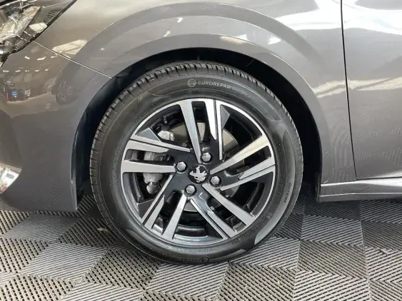 PEUGEOT 208 BUSINESS R II - voiture d'occasion - Photo 21