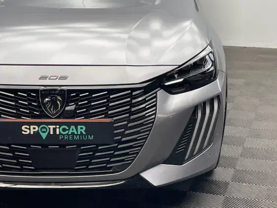 PEUGEOT 208 II - voiture d'occasion - Photo 19
