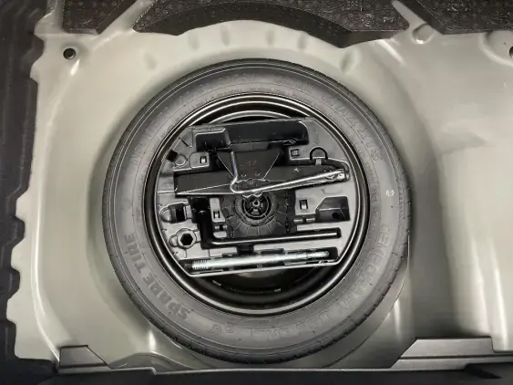 PEUGEOT 208 II - voiture d'occasion - Photo 16