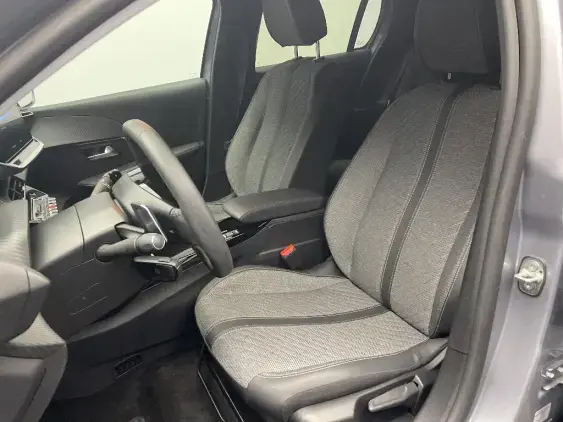 PEUGEOT 208 II - voiture d'occasion - Photo 16