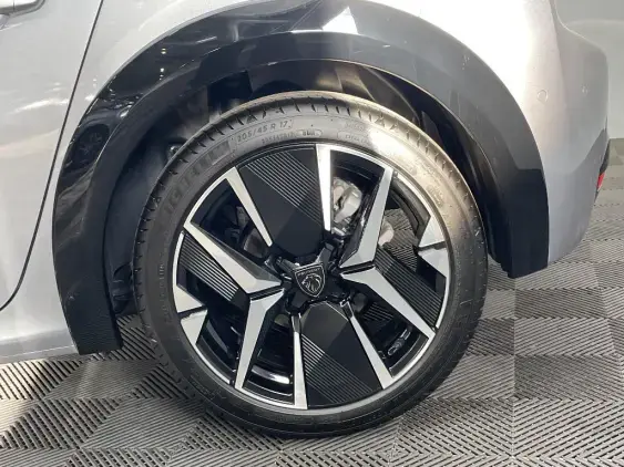 PEUGEOT 208 II - voiture d'occasion - Photo 22