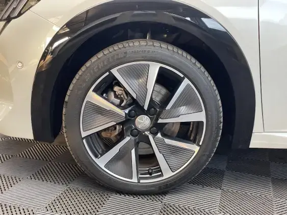 PEUGEOT 208 ELECTRIQUE II - voiture d'occasion - Photo 20