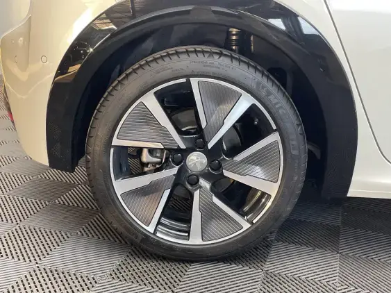 PEUGEOT 208 ELECTRIQUE II - voiture d'occasion - Photo 22