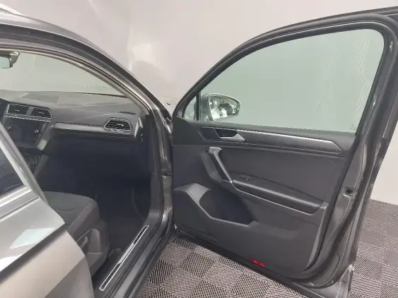 VOLKSWAGEN TIGUAN II - voiture d'occasion - Photo 18