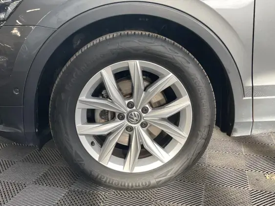 VOLKSWAGEN TIGUAN II - voiture d'occasion - Photo 20