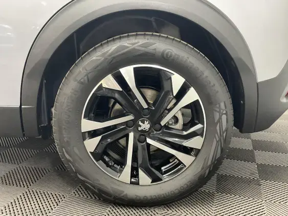 PEUGEOT 2008 ELECTRIQUE II - voiture d'occasion - Photo 21