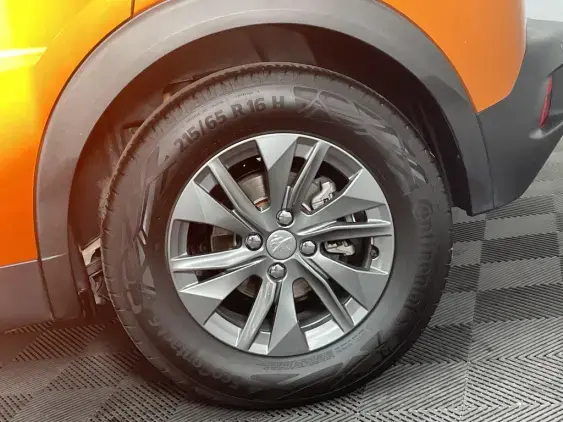 PEUGEOT 2008 ELECTRIQUE II - voiture d'occasion - Photo 21