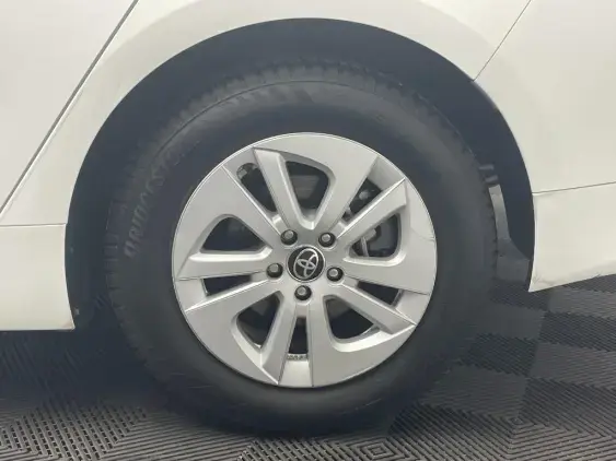 TOYOTA PRIUS IV - voiture d'occasion - Photo 21