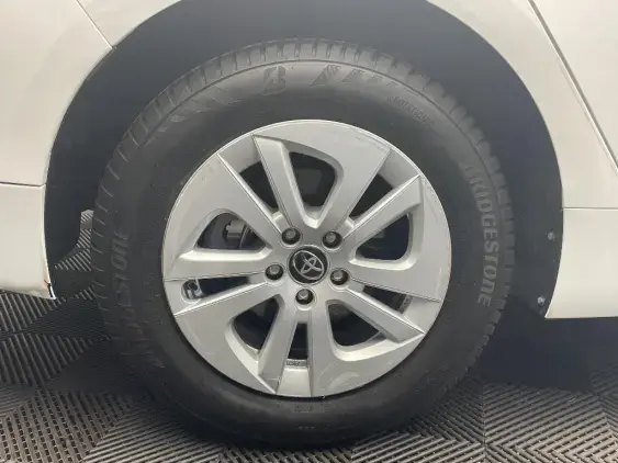 TOYOTA PRIUS IV - voiture d'occasion - Photo 22