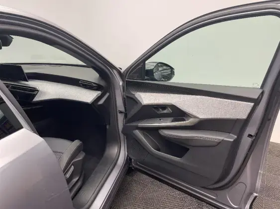 PEUGEOT 3008 III - voiture d'occasion - Photo 18