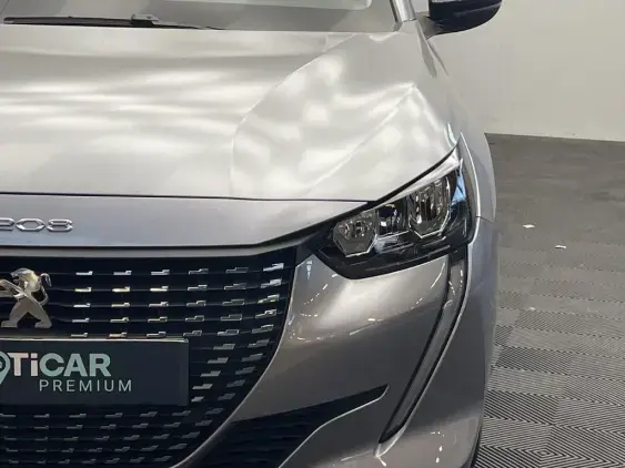 PEUGEOT 208 BUSINESS R II - voiture d'occasion - Photo 20