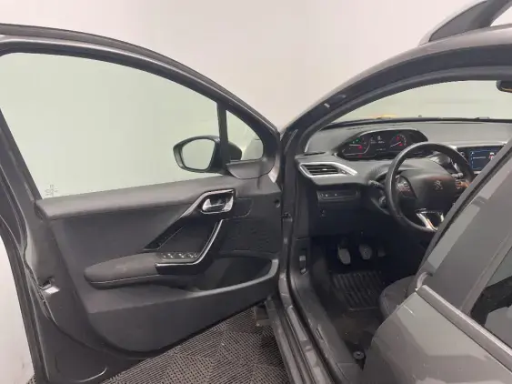 PEUGEOT 2008 - voiture d'occasion - Photo 18