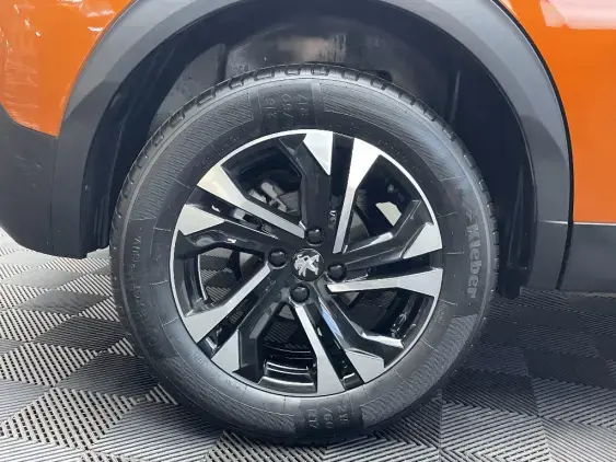 PEUGEOT 2008 II - voiture d'occasion - Photo 22