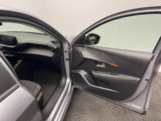 PEUGEOT 208 BUSINESS R II - voiture d'occasion - Photo 18