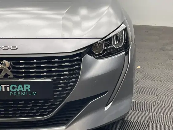 PEUGEOT 208 BUSINESS R II - voiture d'occasion - Photo 19