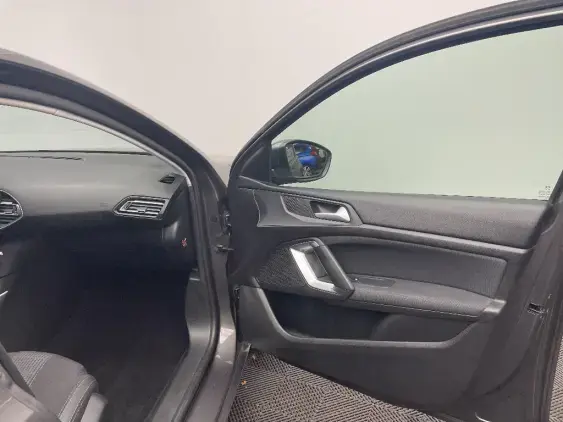 PEUGEOT 308 SW II - voiture d'occasion - Photo 19