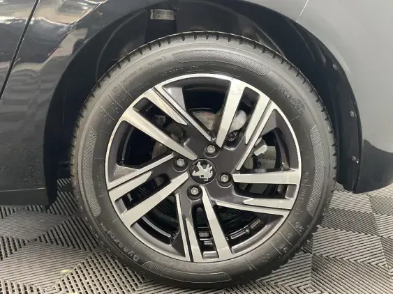 PEUGEOT 208 II - voiture d'occasion - Photo 22