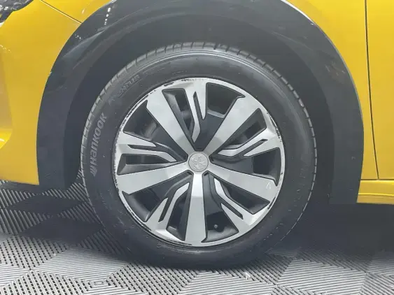 PEUGEOT 208 ELECTRIQUE II - voiture d'occasion - Photo 19