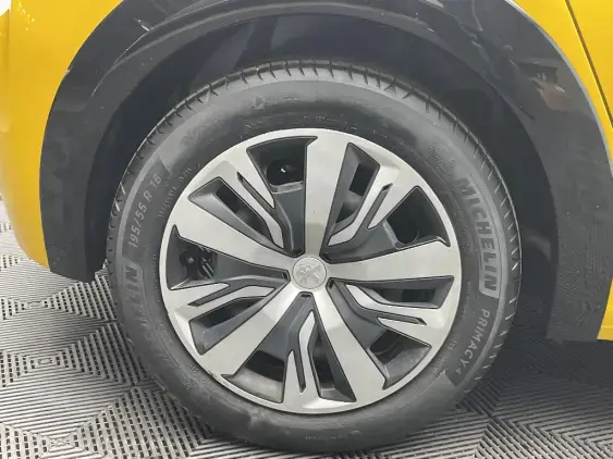 PEUGEOT 208 ELECTRIQUE II - voiture d'occasion - Photo 21