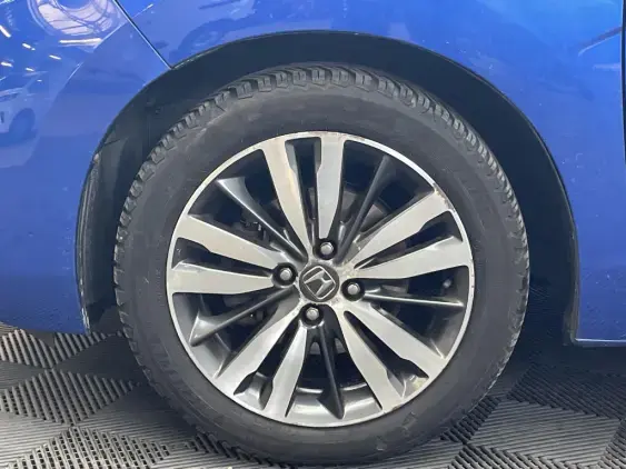 HONDA JAZZ - voiture d'occasion - Photo 19