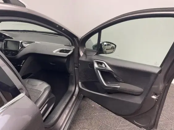 PEUGEOT 2008 - voiture d'occasion - Photo 18