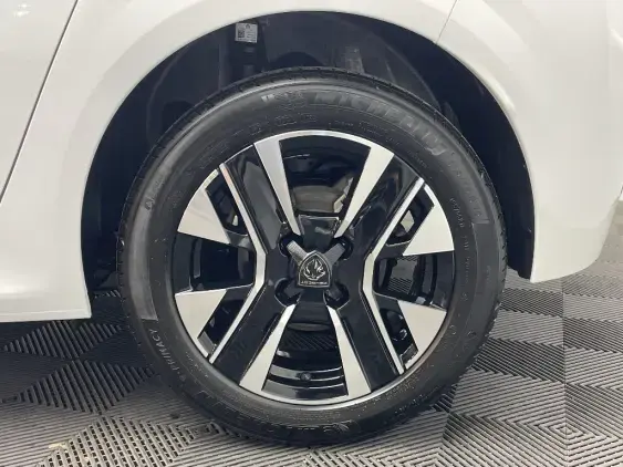 PEUGEOT 208 II - voiture d'occasion - Photo 21