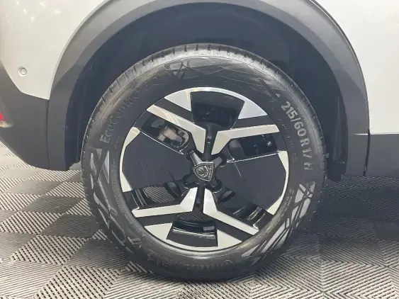 PEUGEOT 2008 II - voiture d'occasion - Photo 22