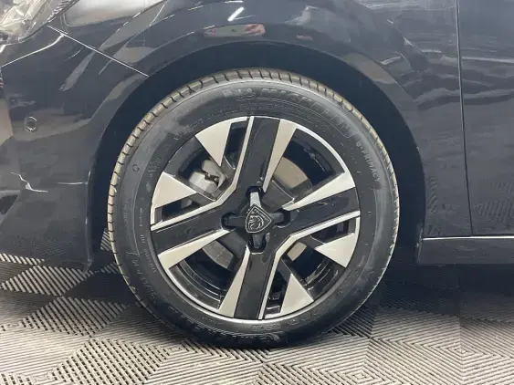 PEUGEOT 208 BUSINESS R II - voiture d'occasion - Photo 19